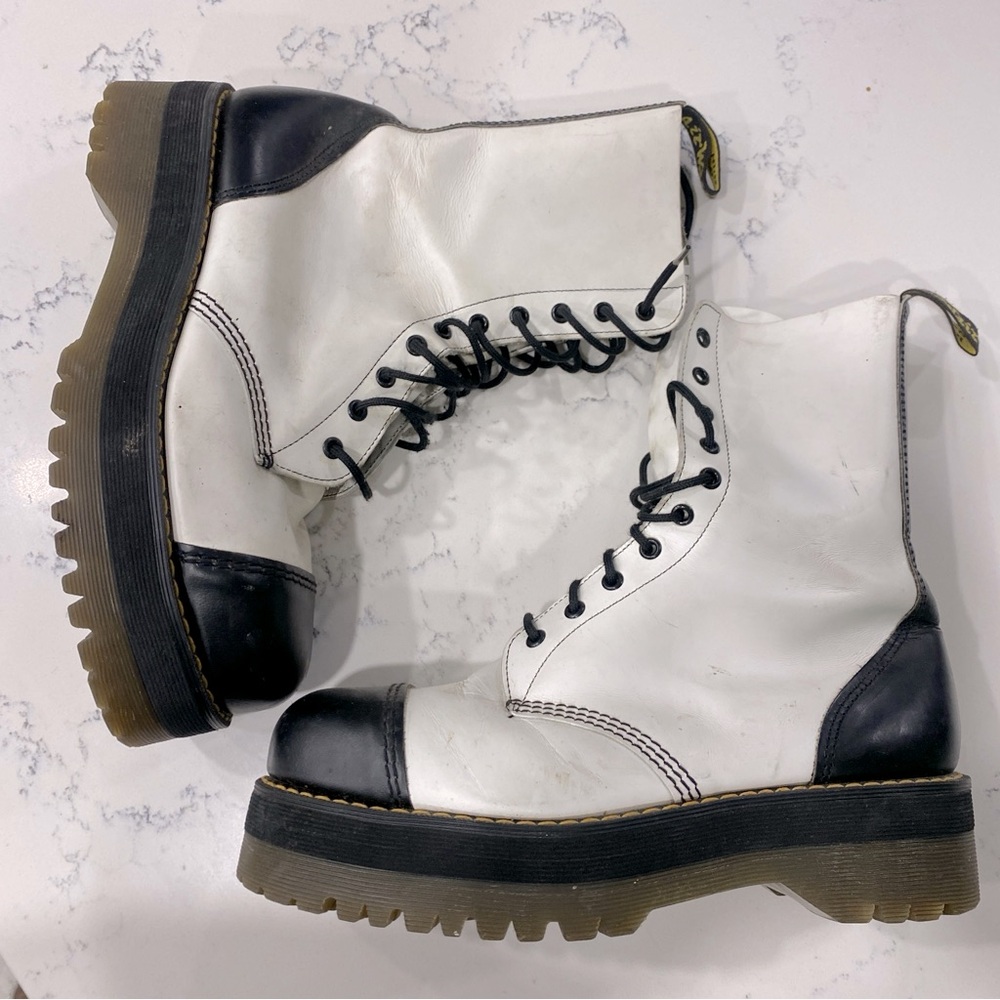 90s RARE Dr Martens Size 9